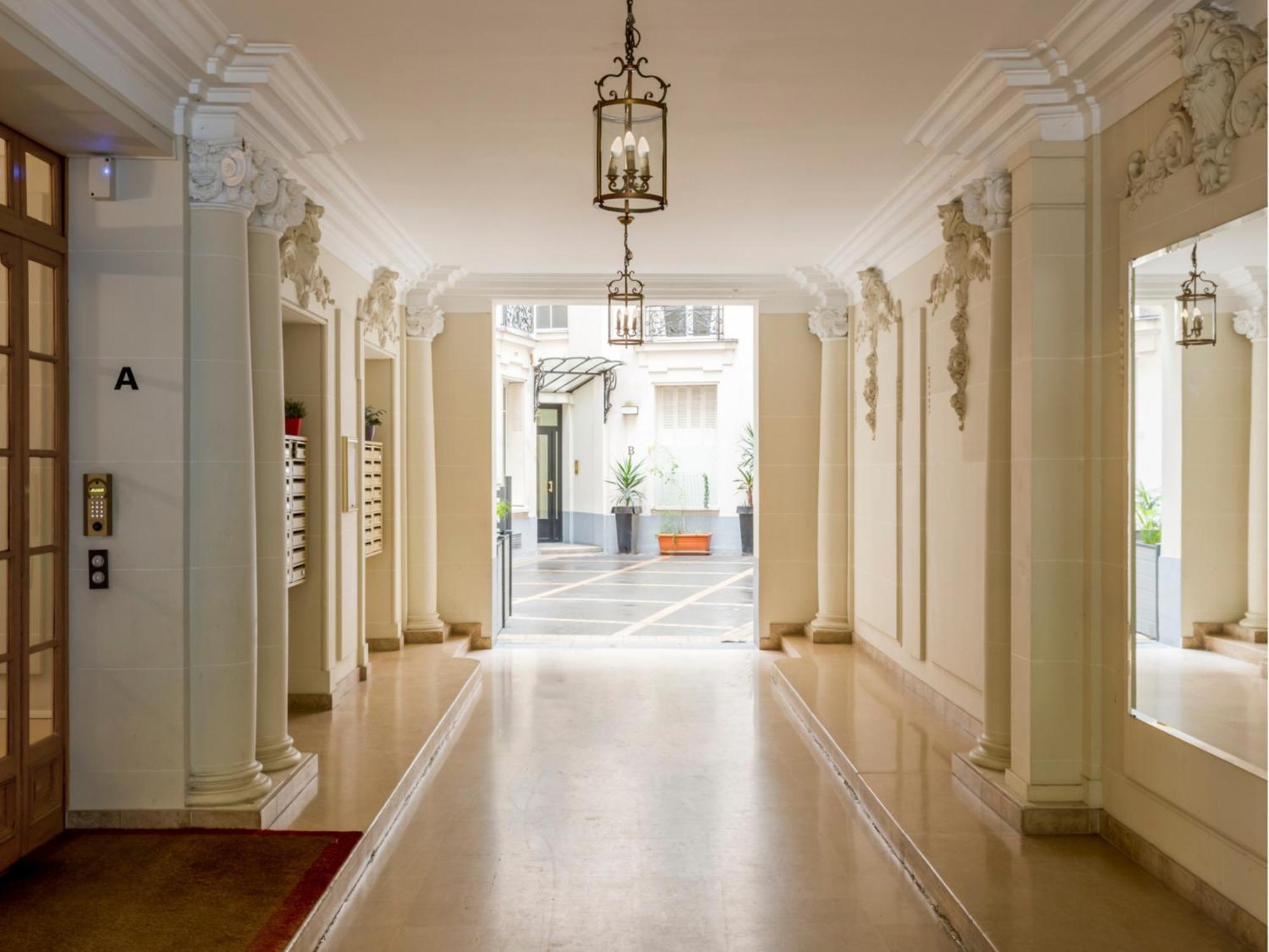 Cozy Apartment - Champs Elysees - Wagram Paris Extérieur photo